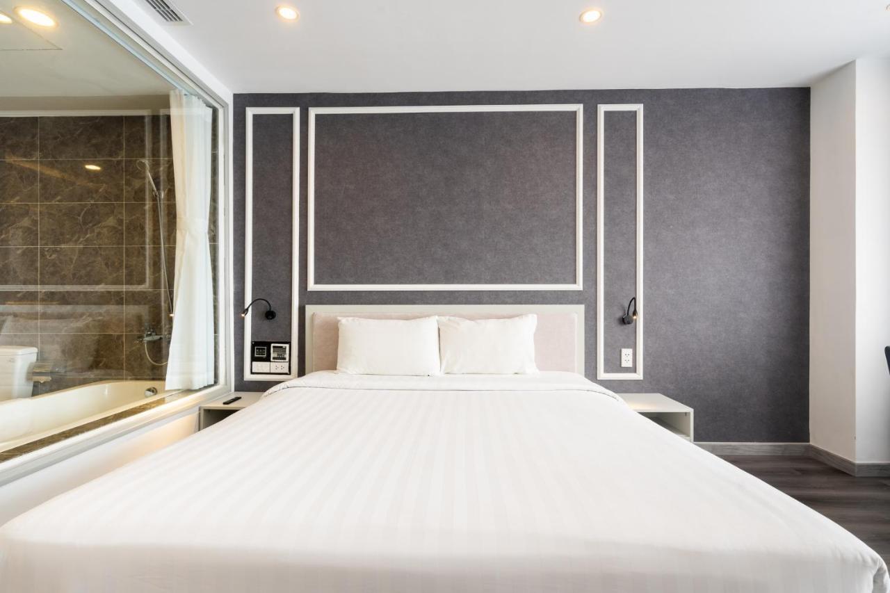 The Arrivals - Saigon Center - Best View Pool - 10 Stars Apartment Ho Chi Minh City